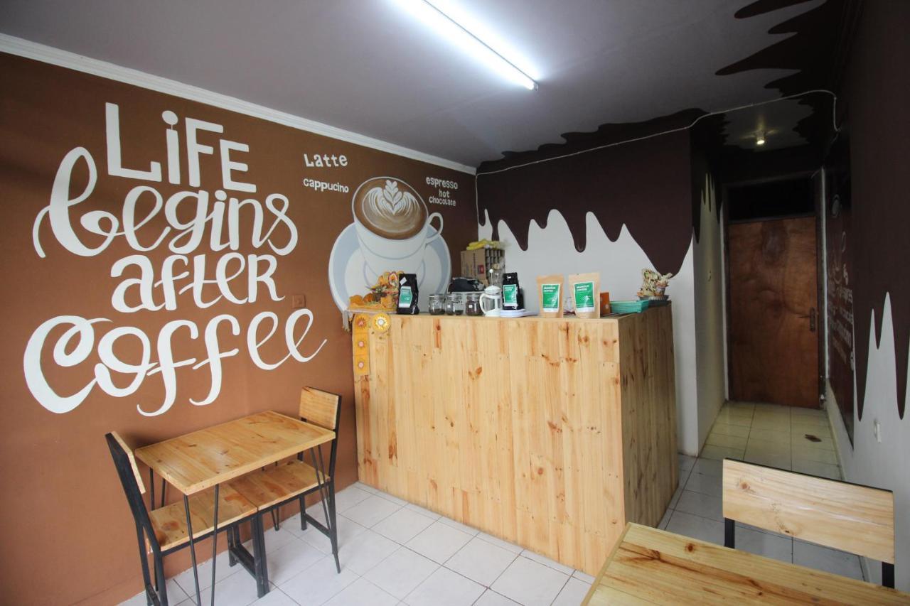 Dong Paloh Hostel Munduk  Luaran gambar